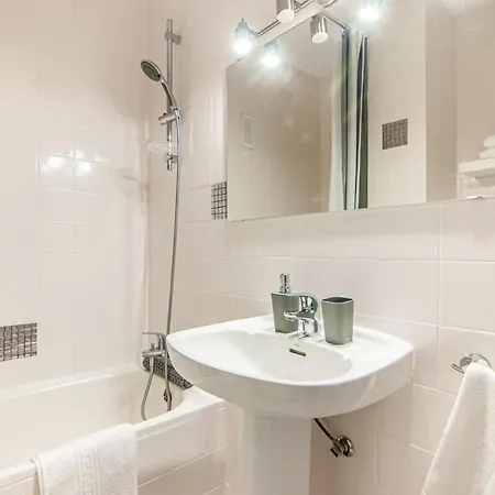 Vistas Ocean View Ph08