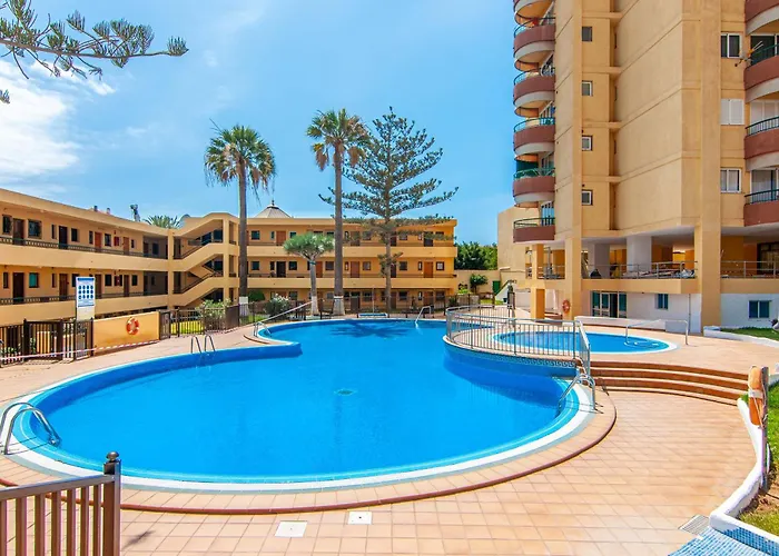 Vistas Ocean View Ph08